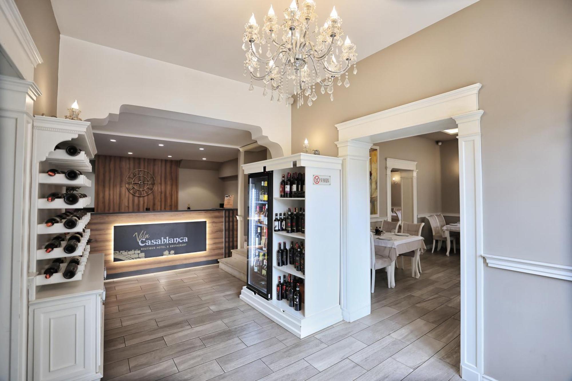 Vila Casablanca - Boutique Hotel & Restaurant شكودر المظهر الخارجي الصورة