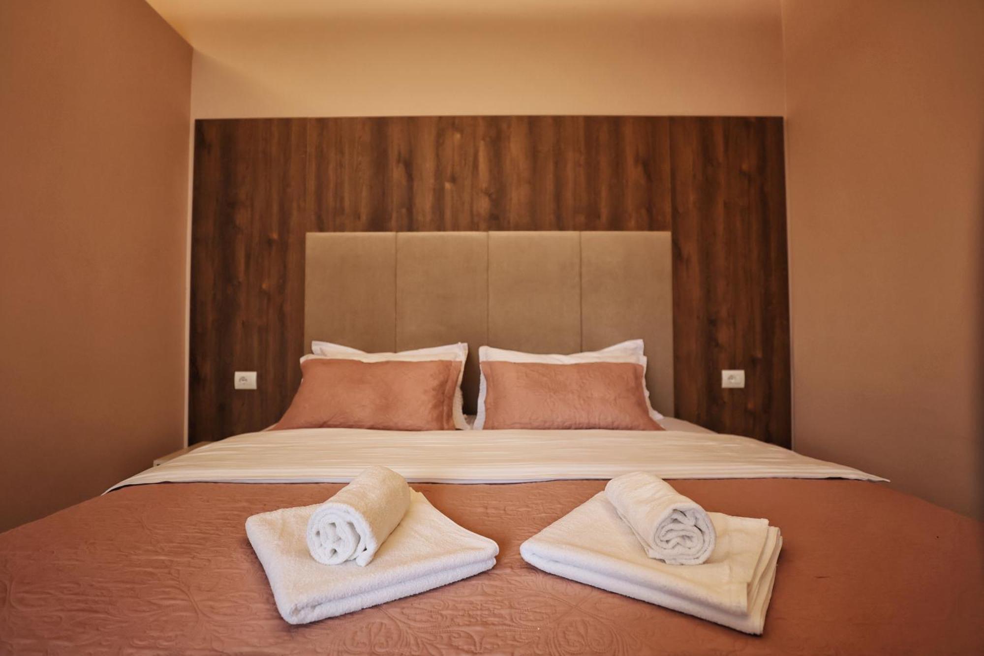 Vila Casablanca - Boutique Hotel & Restaurant شكودر المظهر الخارجي الصورة