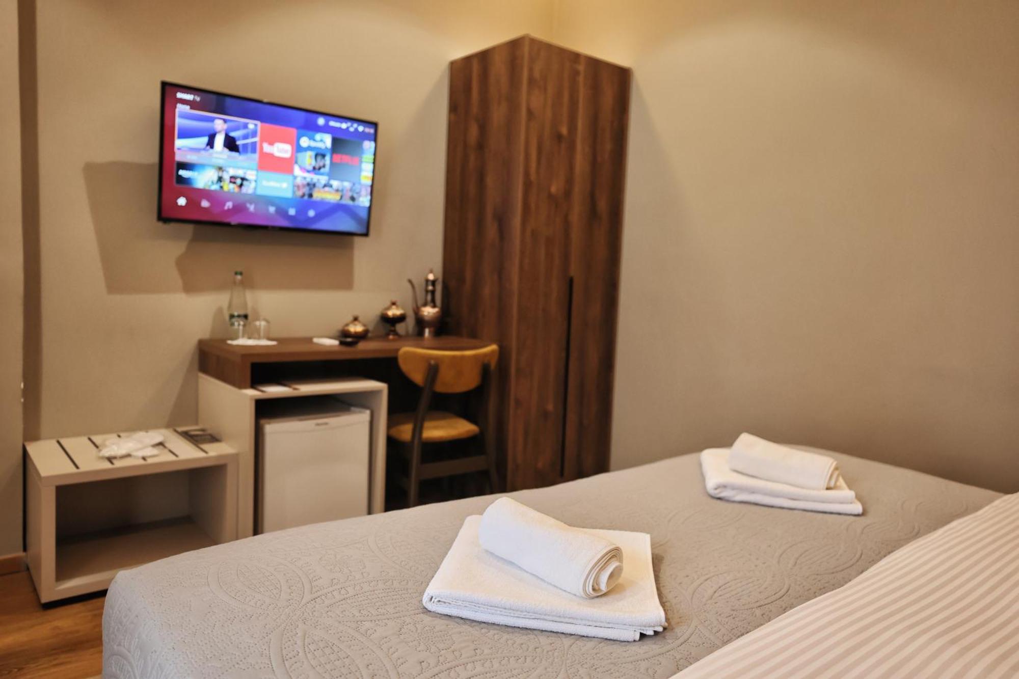 Vila Casablanca - Boutique Hotel & Restaurant شكودر المظهر الخارجي الصورة